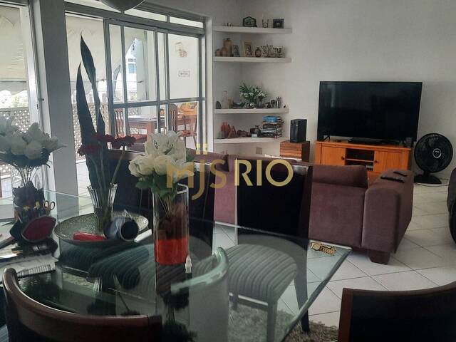 #382 - Apartamento para Locação em Rio de Janeiro - RJ